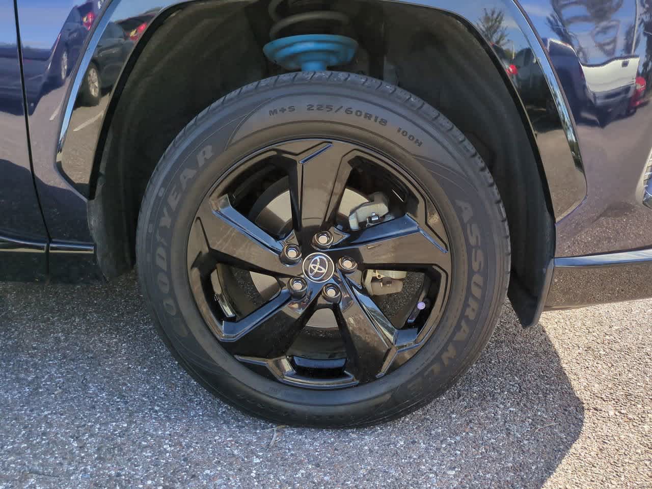 Thumbnail: 2020 Toyota RAV4 - 11