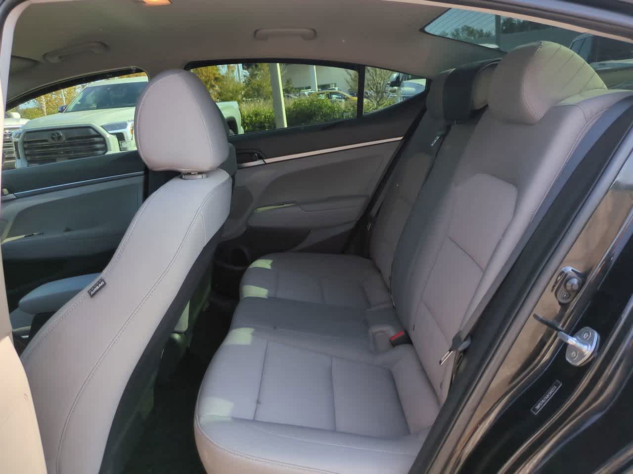 Thumbnail: 2018 Hyundai Elantra - 13