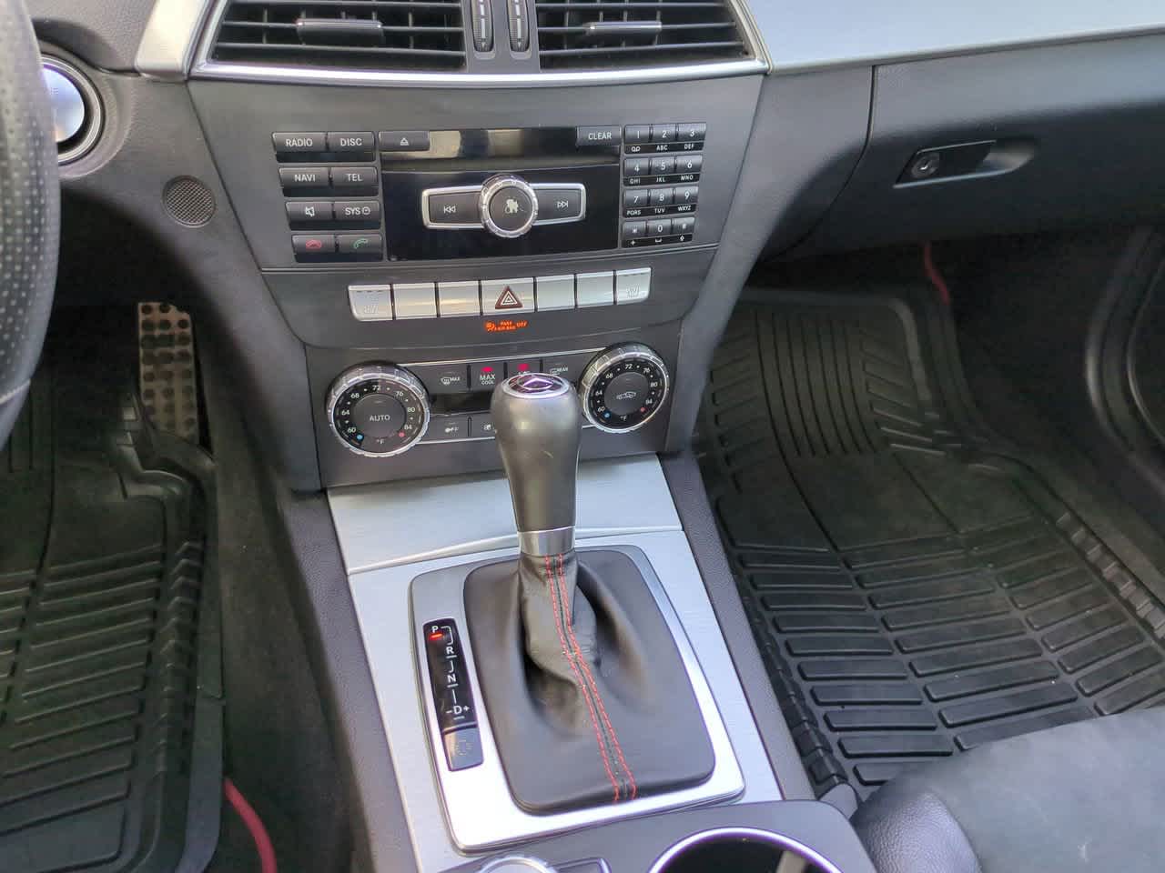 Thumbnail: 2013 Mercedes-Benz C-Class - 17