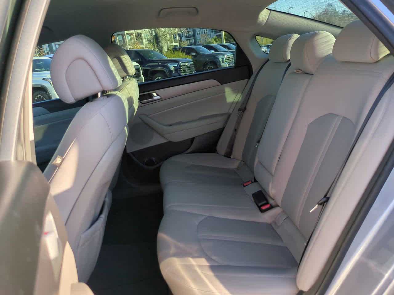 Thumbnail: 2015 Hyundai Sonata - 13