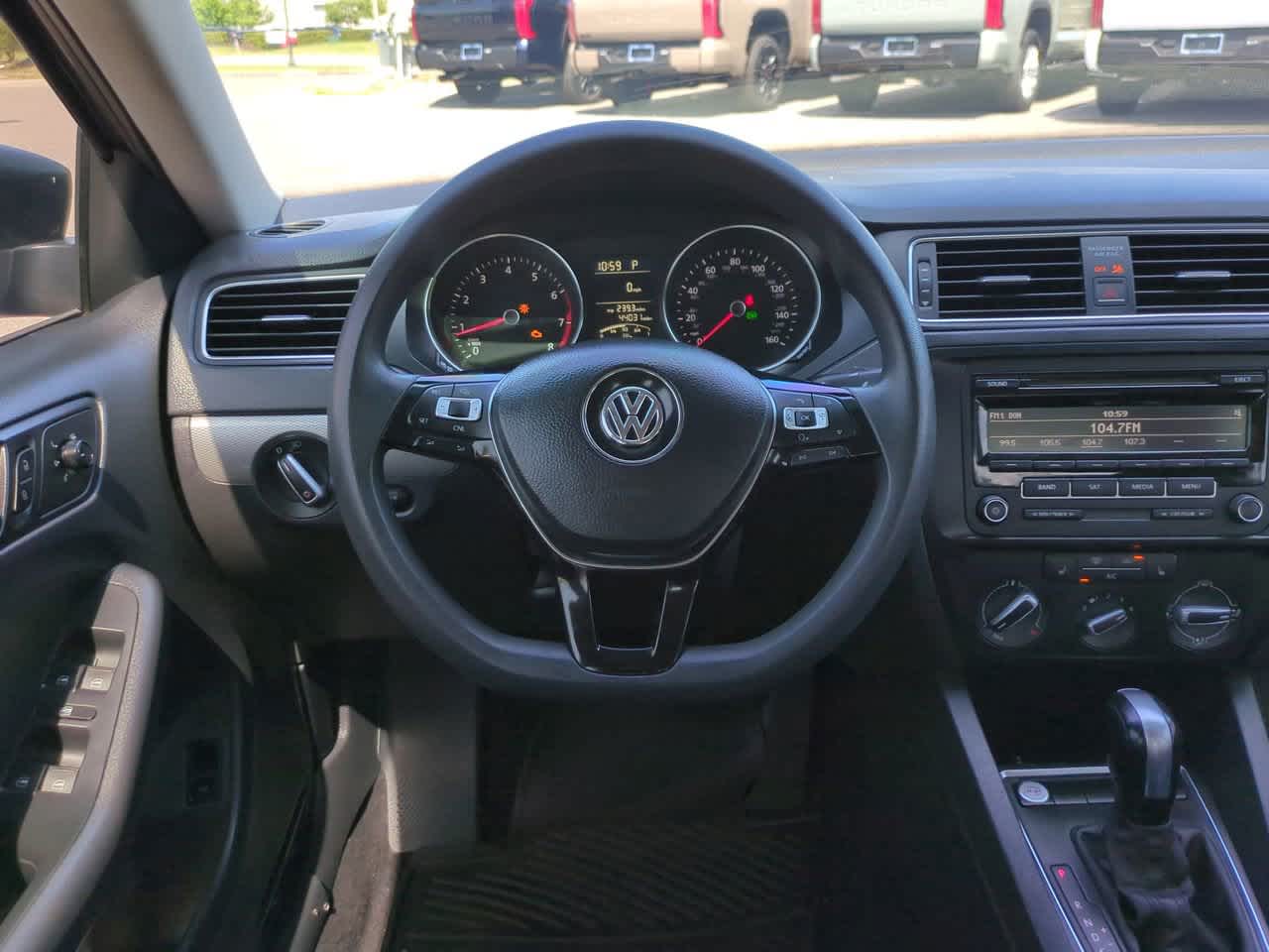Thumbnail: 2015 Volkswagen Jetta - 15