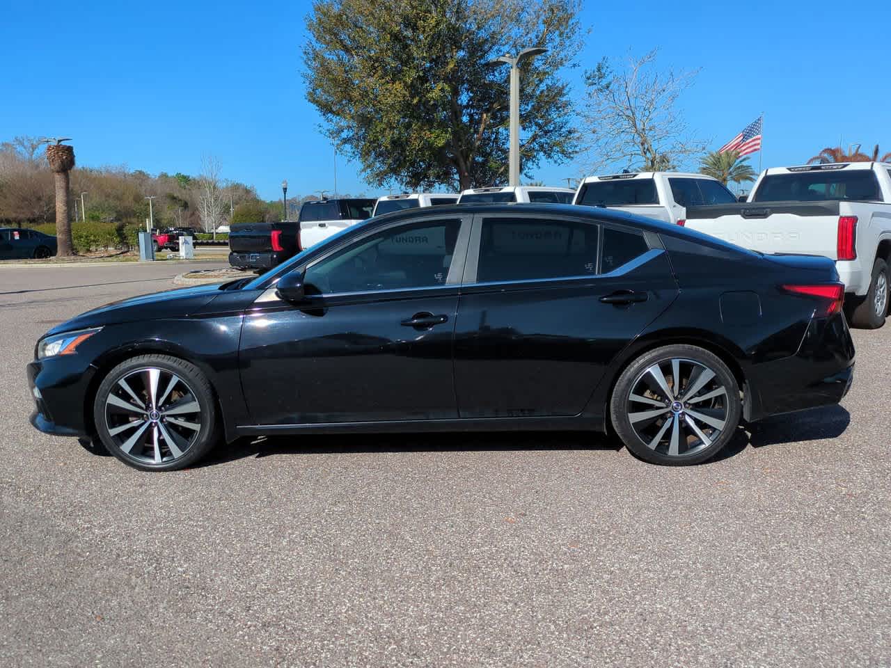 Thumbnail: 2019 Nissan Altima - 3