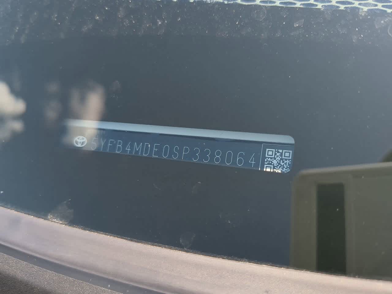 Thumbnail: 2025 Toyota Corolla - 25