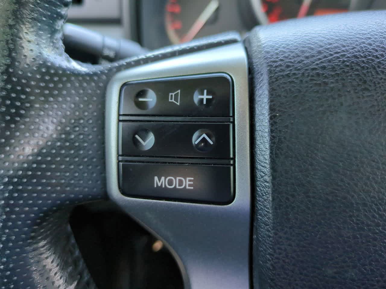 Thumbnail: 2011 Toyota 4Runner - 24