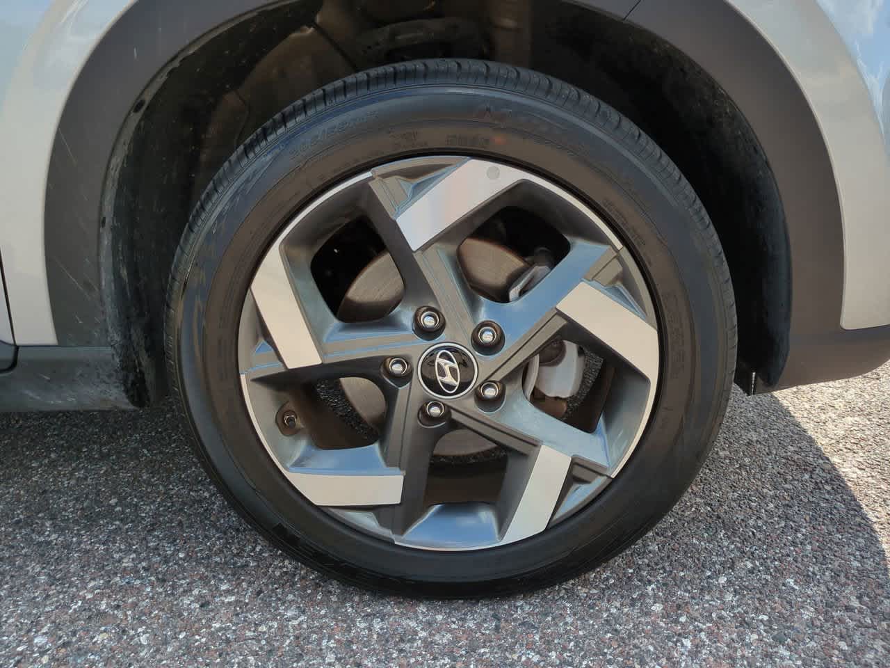 Thumbnail: 2025 Hyundai Venue - 11