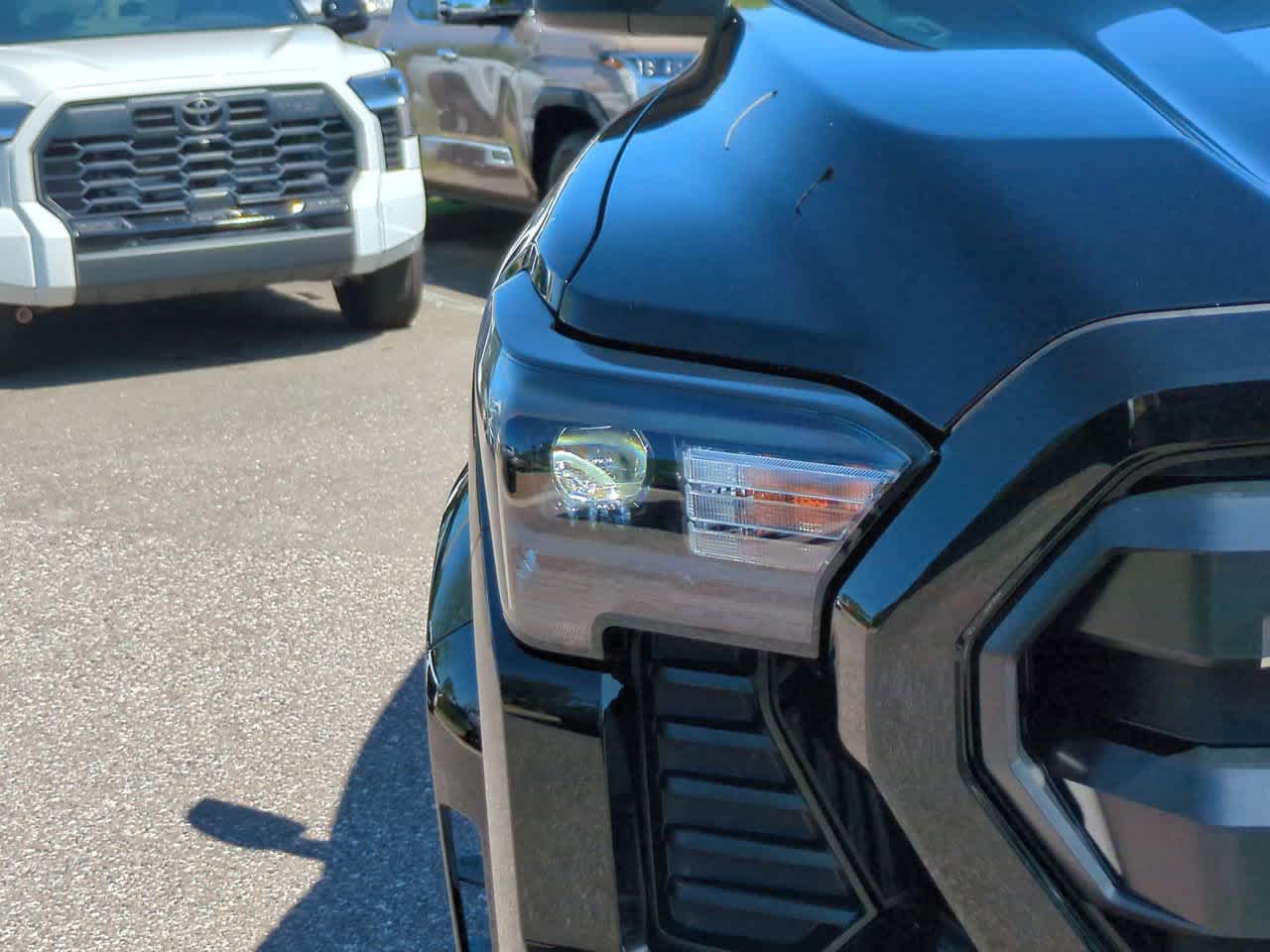 Thumbnail: 2025 Toyota Tacoma - 10