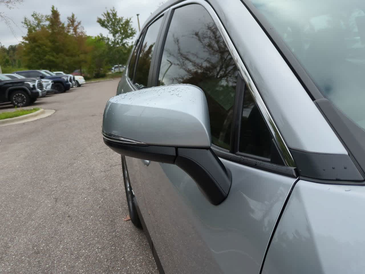 Thumbnail: 2025 Toyota RAV4 - 12