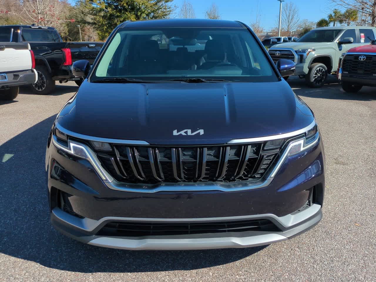 Thumbnail: 2024 Kia Carnival - 9