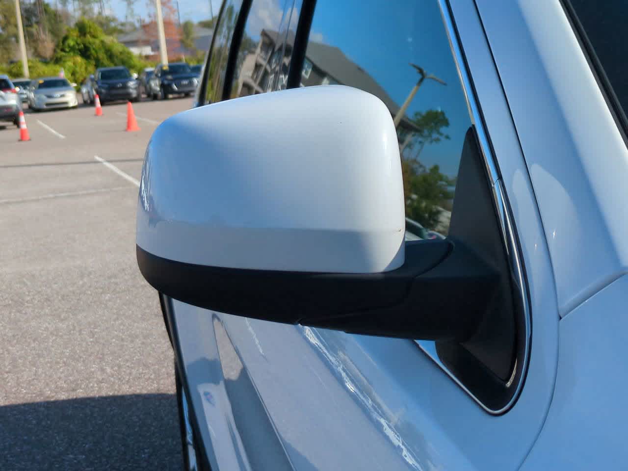 Thumbnail: 2018 Jeep Grand Cherokee - 12