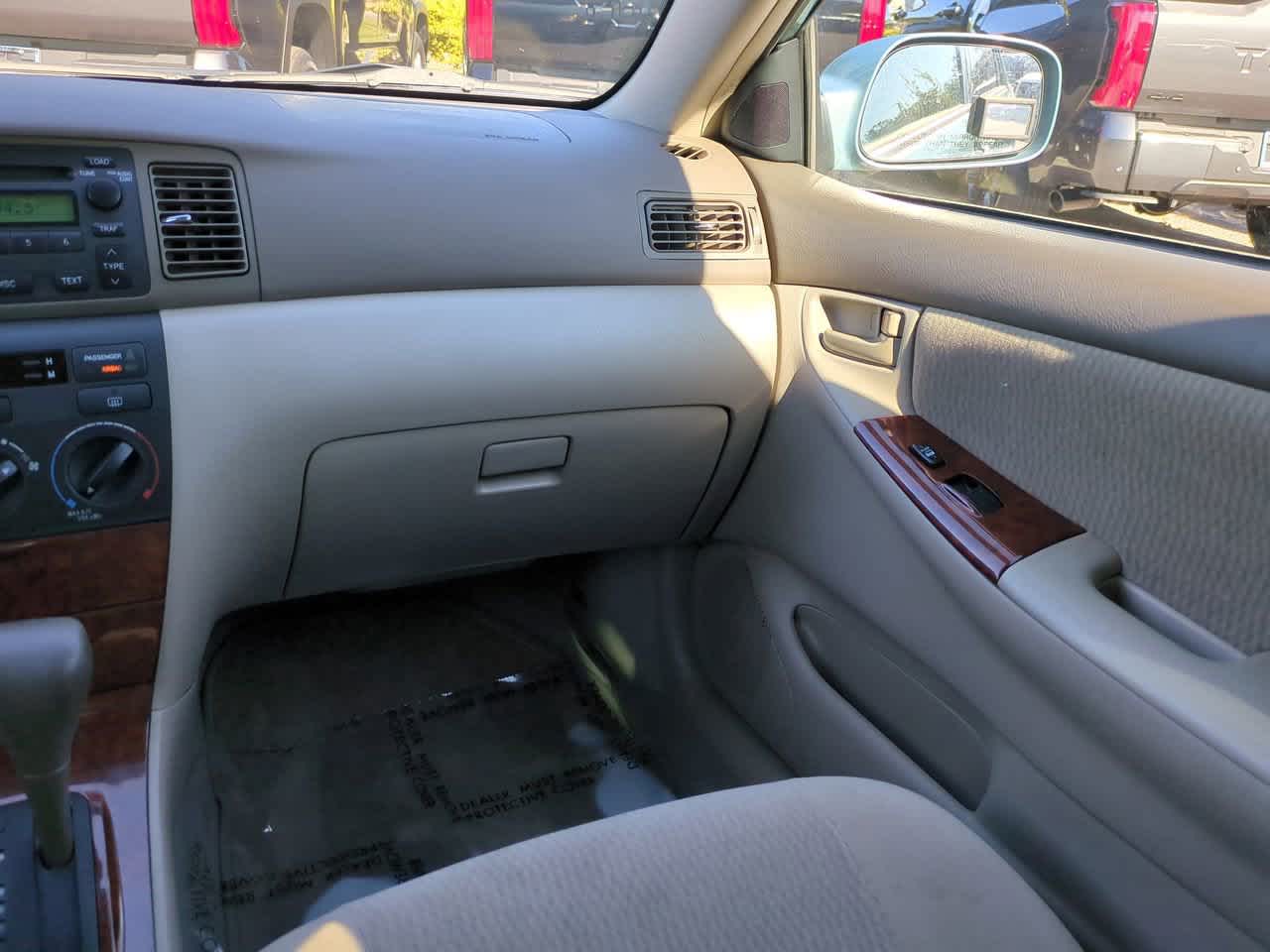 Thumbnail: 2005 Toyota Corolla - 16
