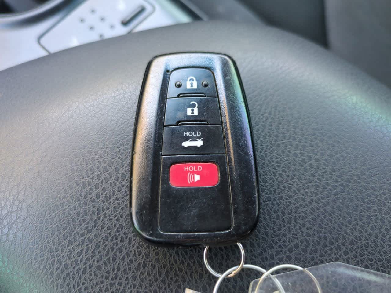 Thumbnail: 2019 Toyota Camry - 26