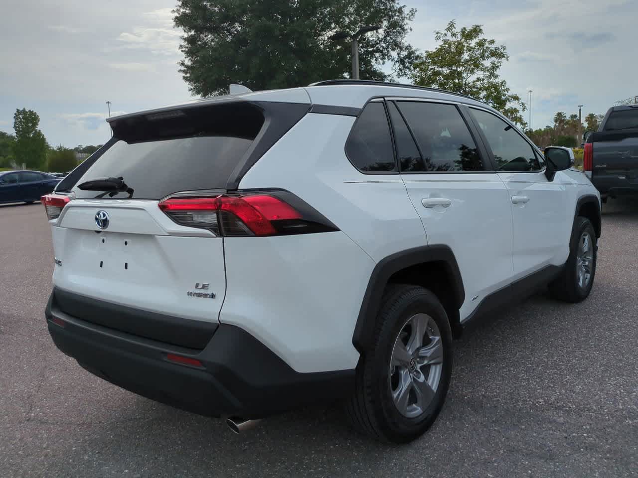 Thumbnail: 2024 Toyota RAV4 - 6