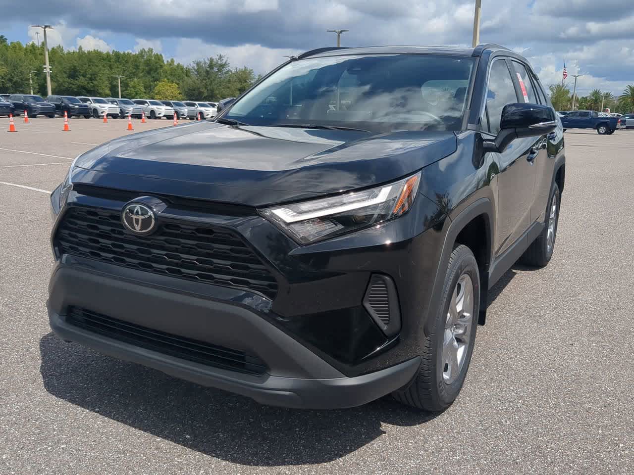 Thumbnail: 2025 Toyota RAV4 - 2