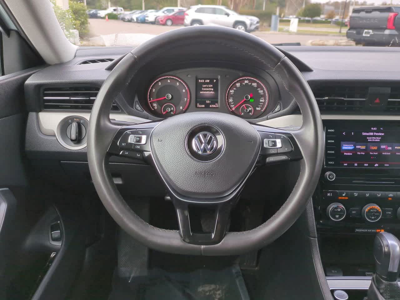 Thumbnail: 2022 Volkswagen Passat - 15