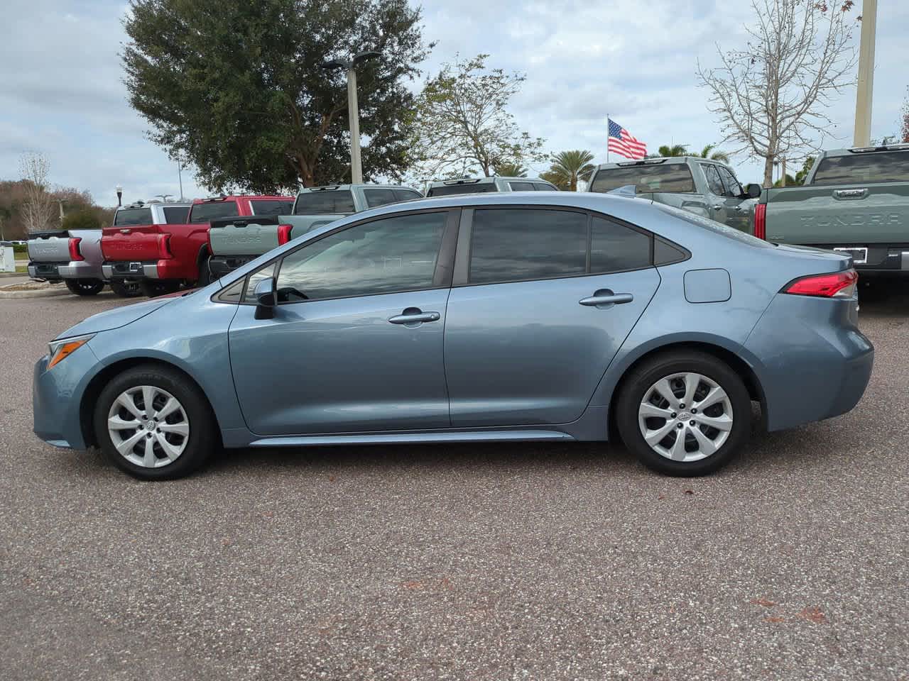 Thumbnail: 2021 Toyota Corolla - 3