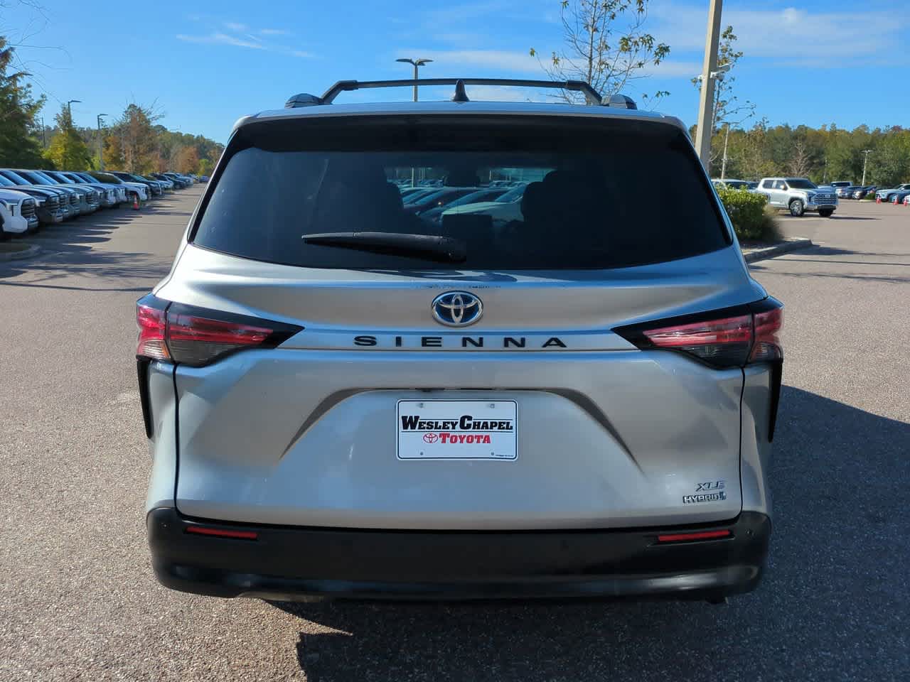 Thumbnail: 2021 Toyota Sienna - 5