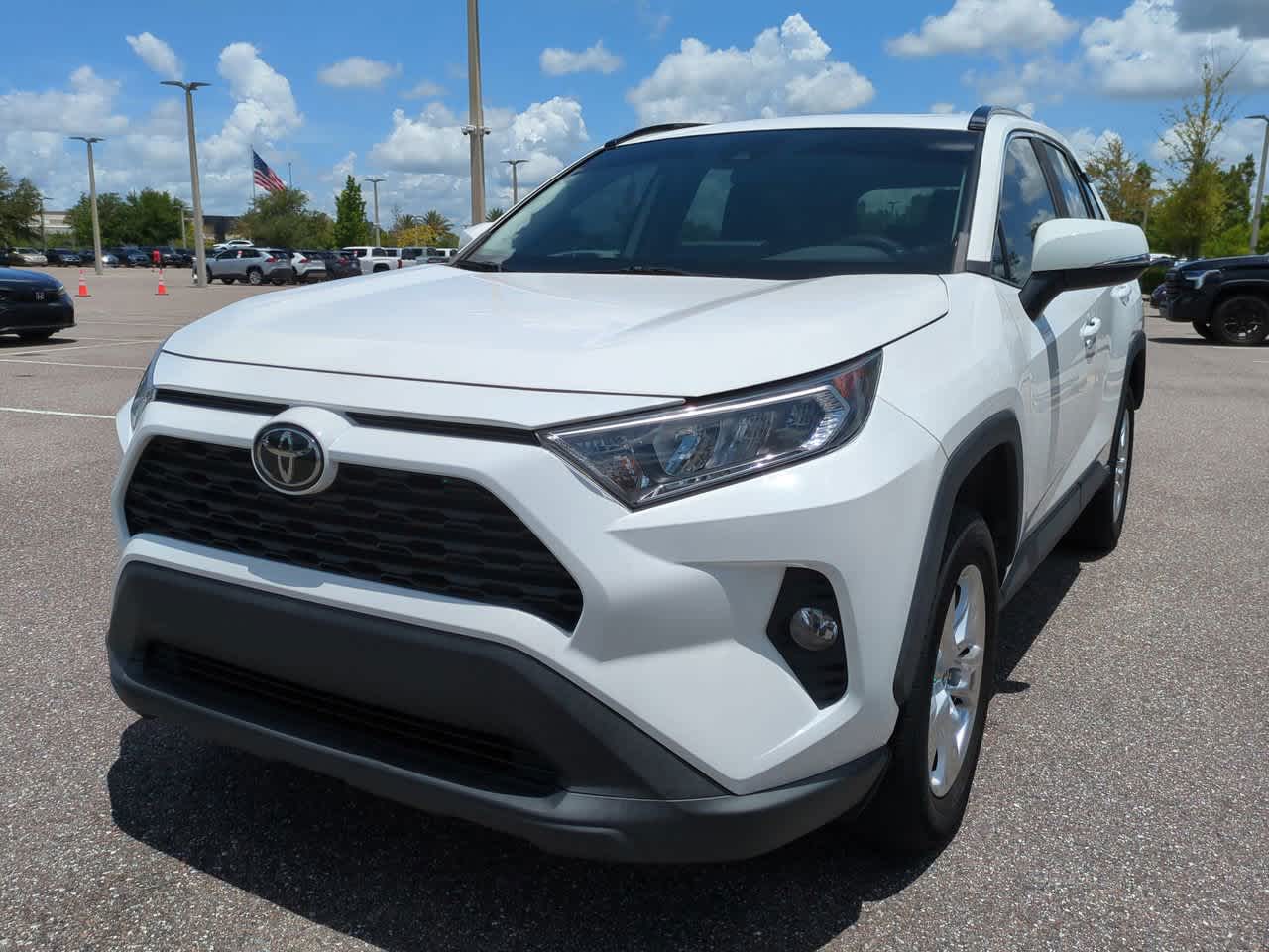 2021 Toyota RAV4 XLE 2