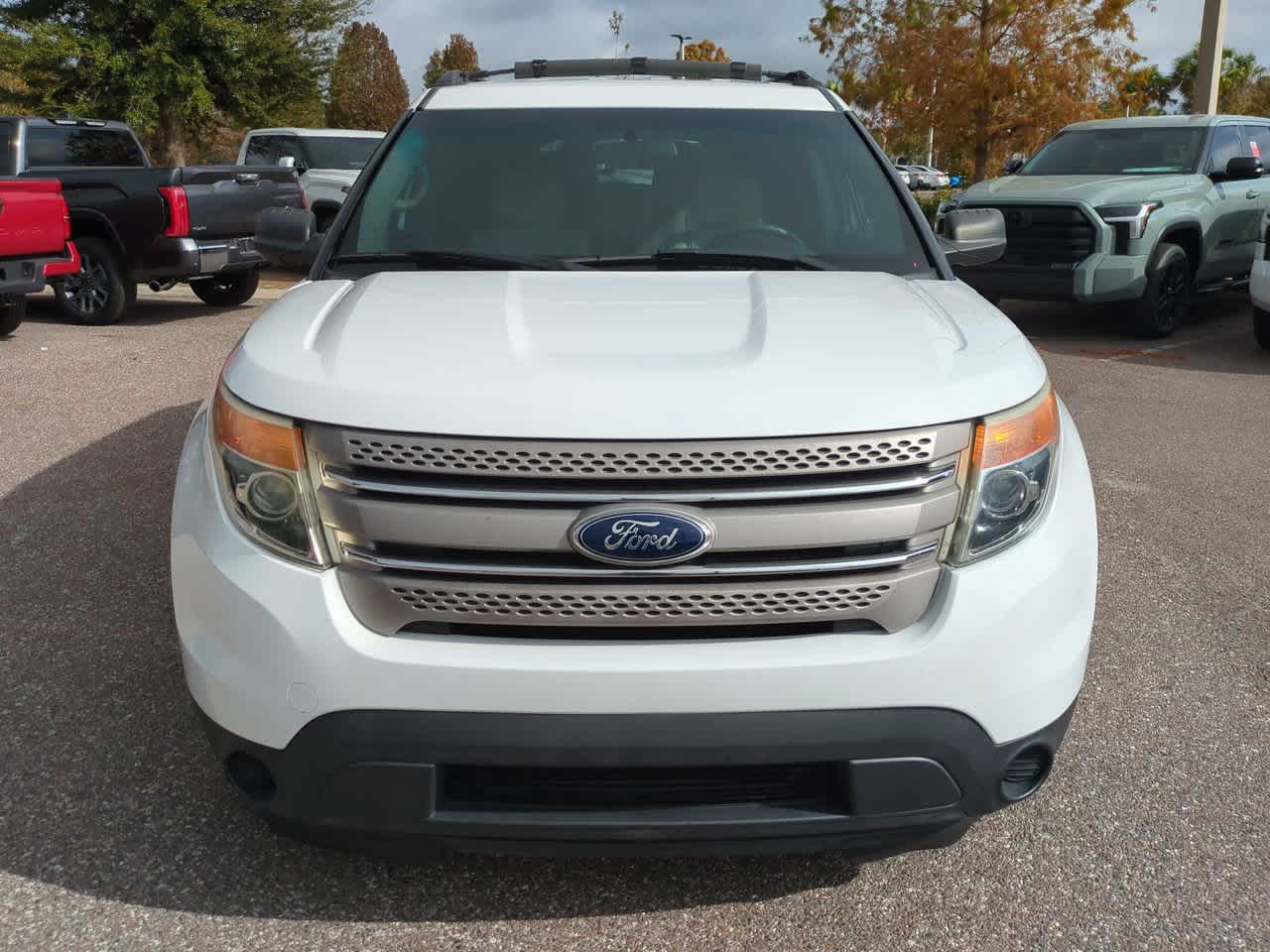Thumbnail: 2013 Ford Explorer - 9
