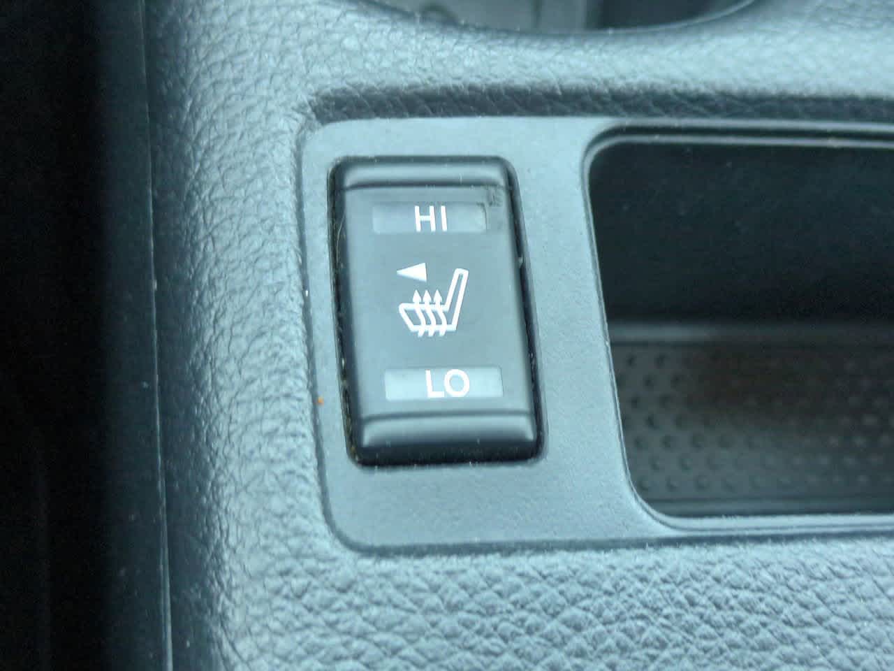 Thumbnail: 2018 Nissan Rogue - 20