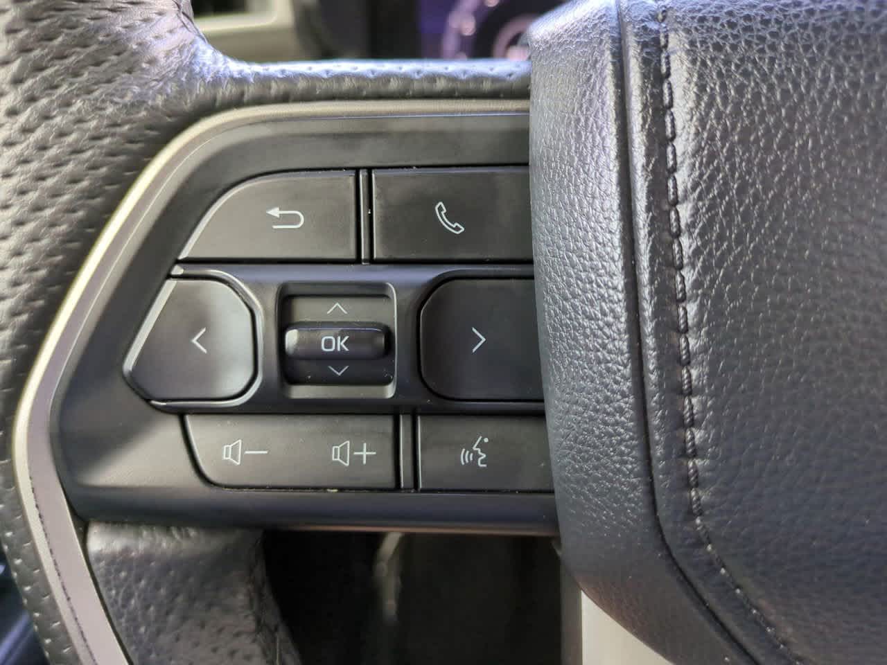 Thumbnail: 2024 Toyota Tacoma - 24