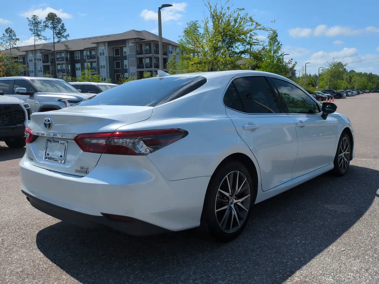 Thumbnail: 2022 Toyota Camry - 6