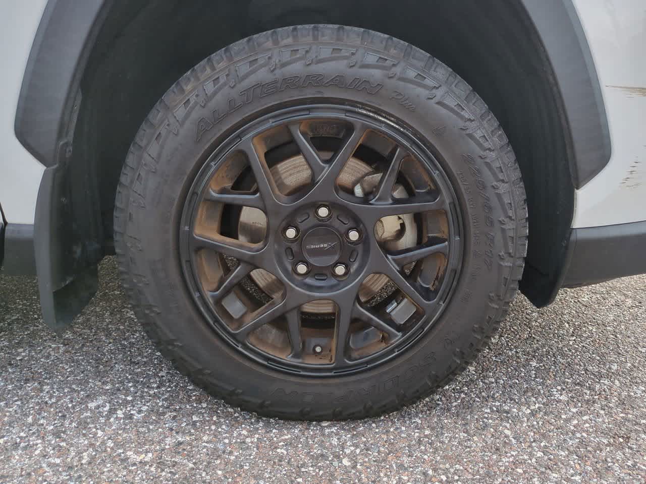 Thumbnail: 2020 Toyota RAV4 - 11