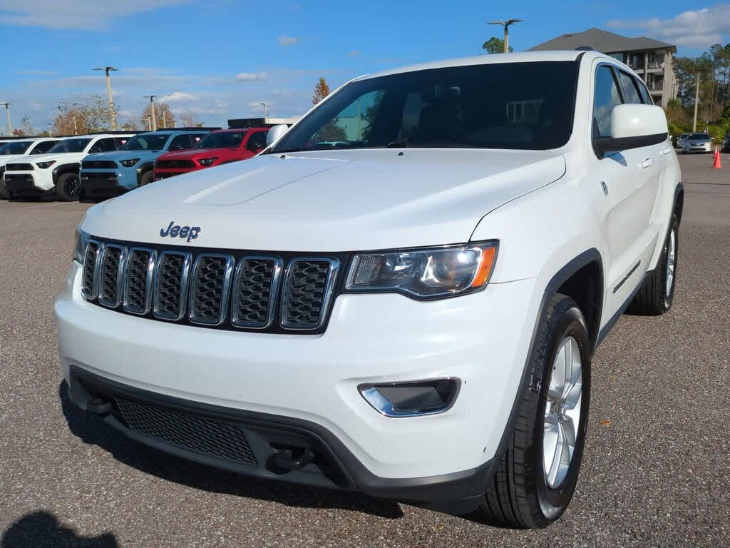 Used 2018 Jeep Grand Cherokee Laredo 4x4 SUV