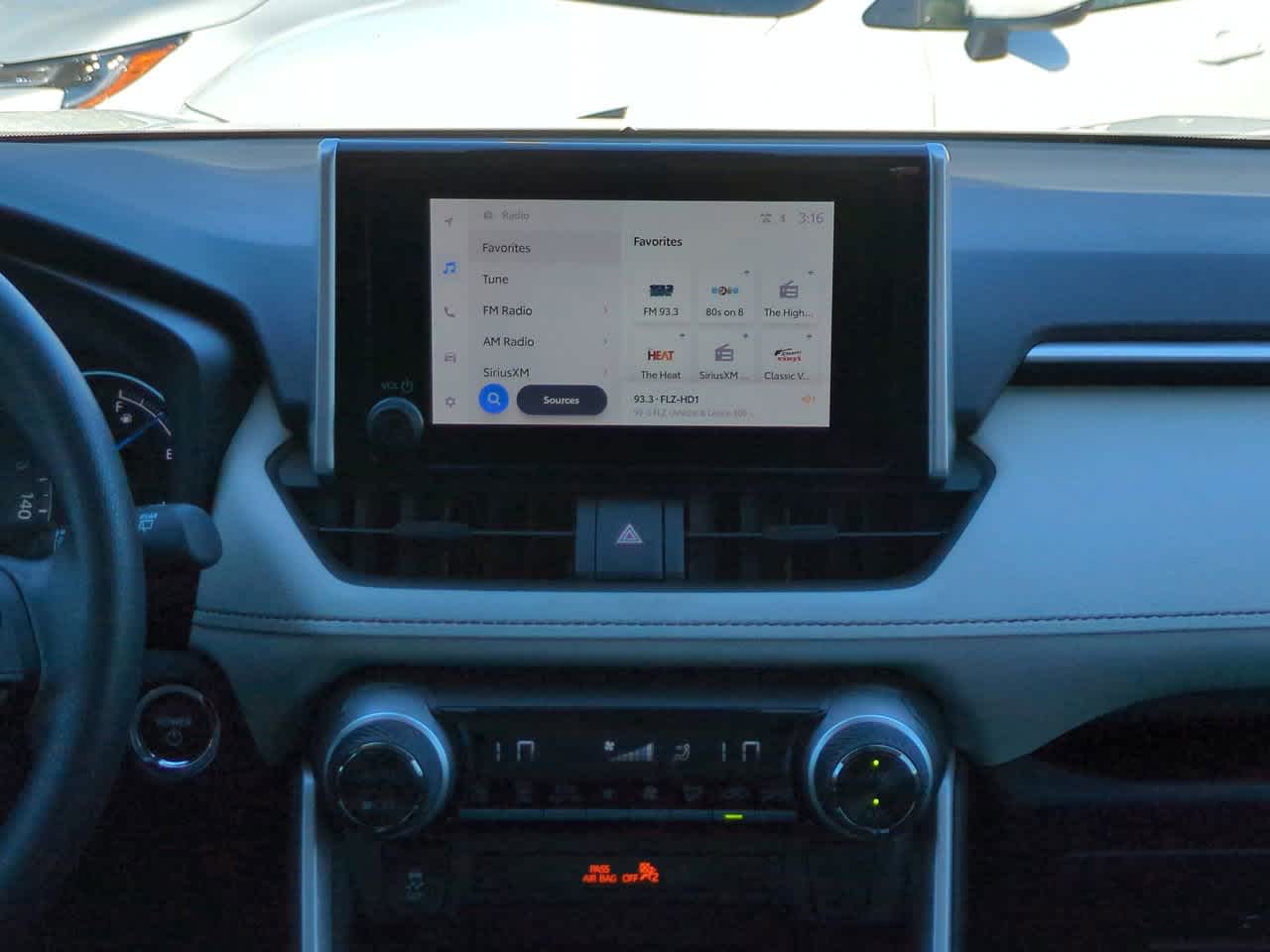 Thumbnail: 2025 Toyota RAV4 - 17