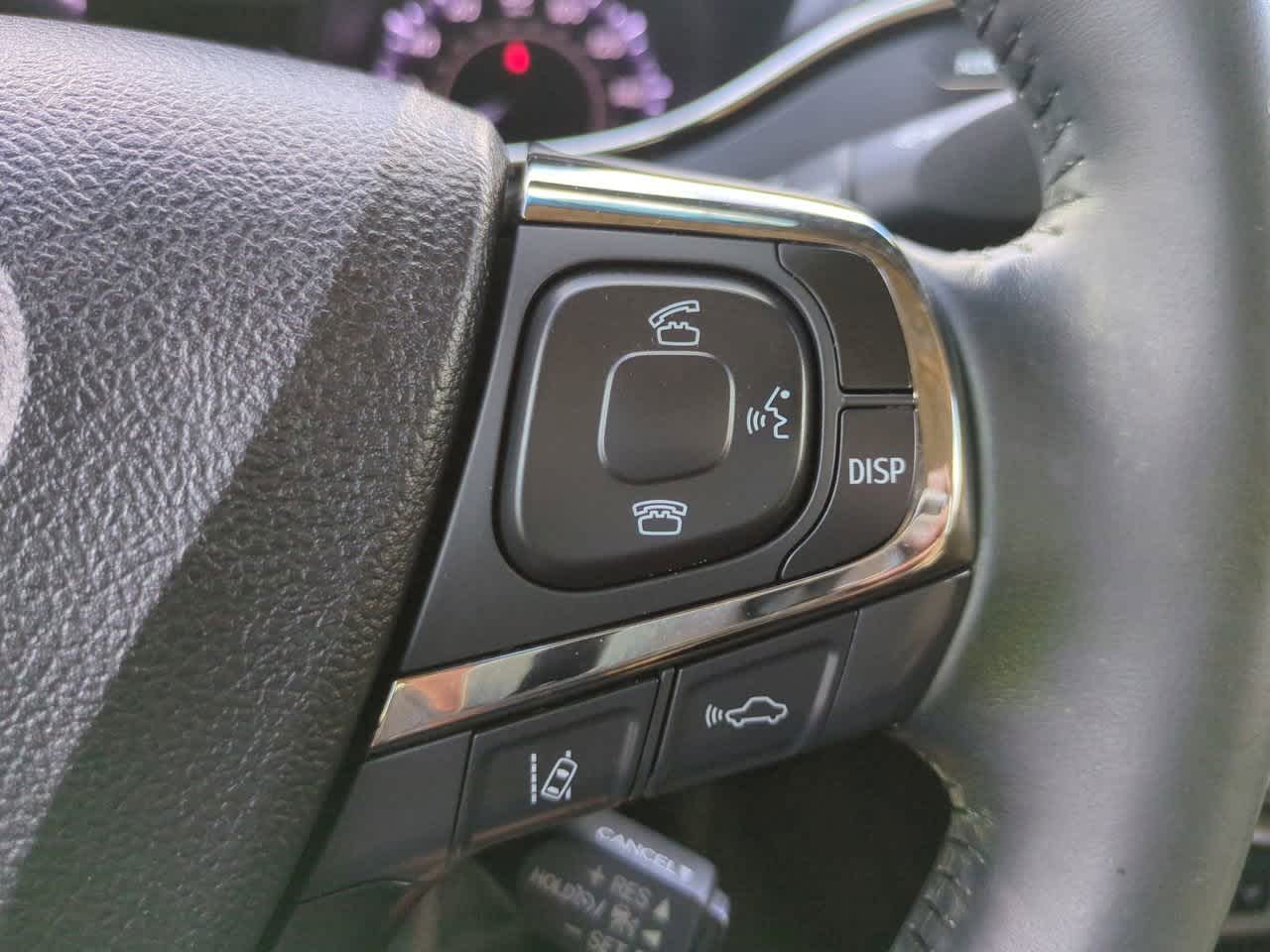 Thumbnail: 2016 Toyota Avalon - 26