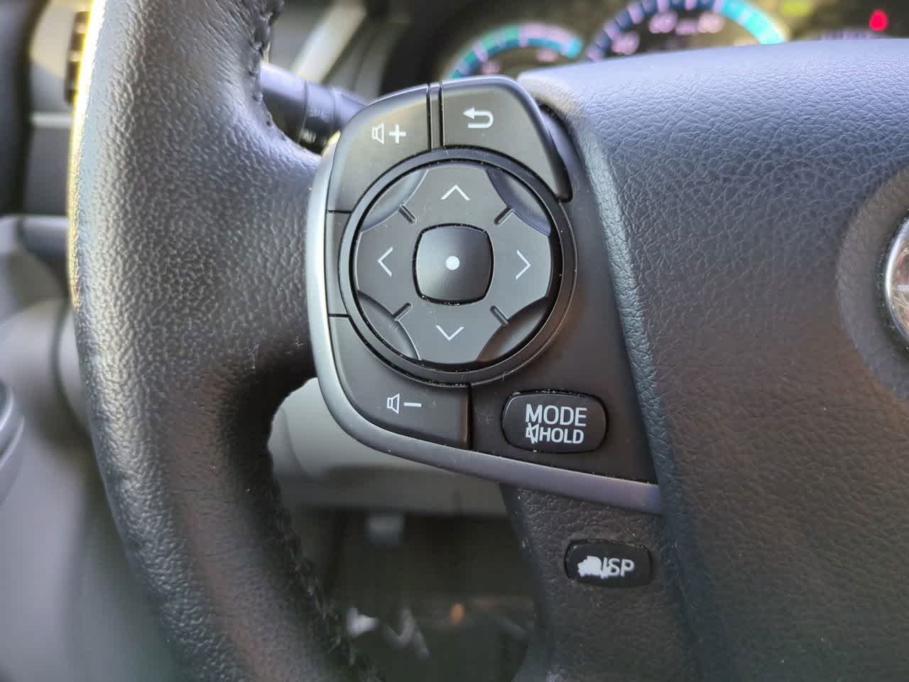 Thumbnail: 2012 Toyota Camry - 23