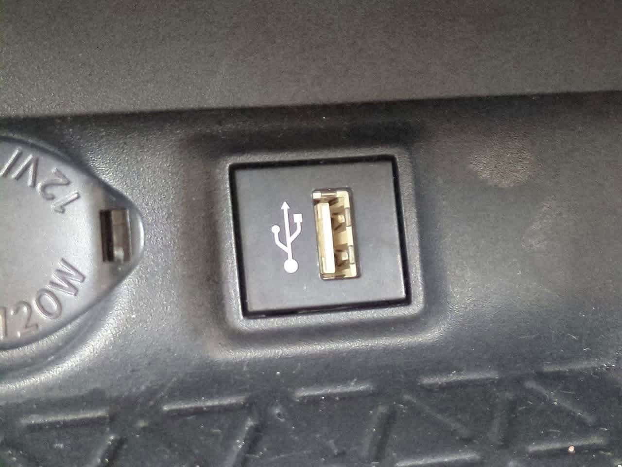 Thumbnail: 2023 Toyota RAV4 - 20