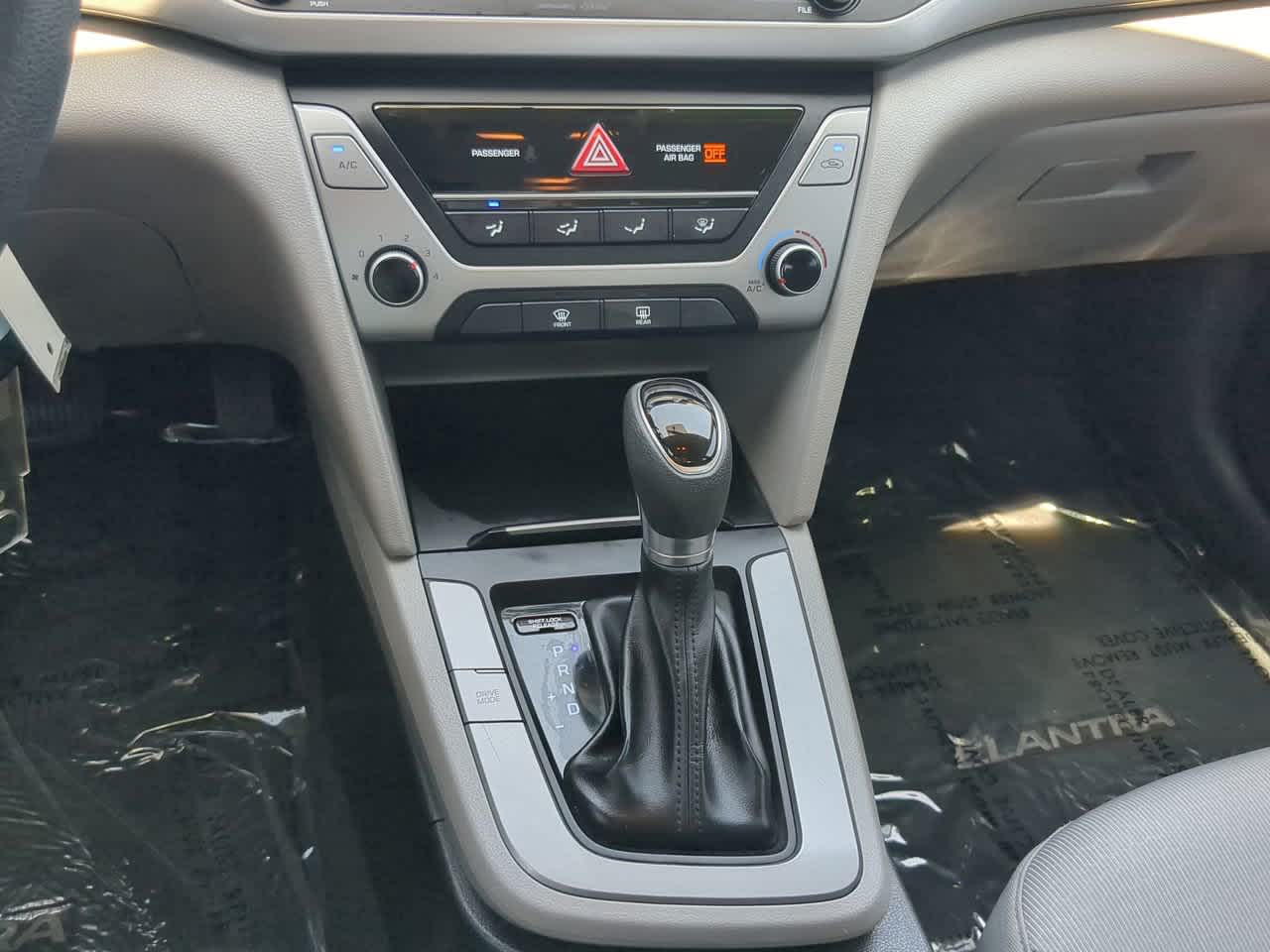 2018 Hyundai Elantra SEL 19
