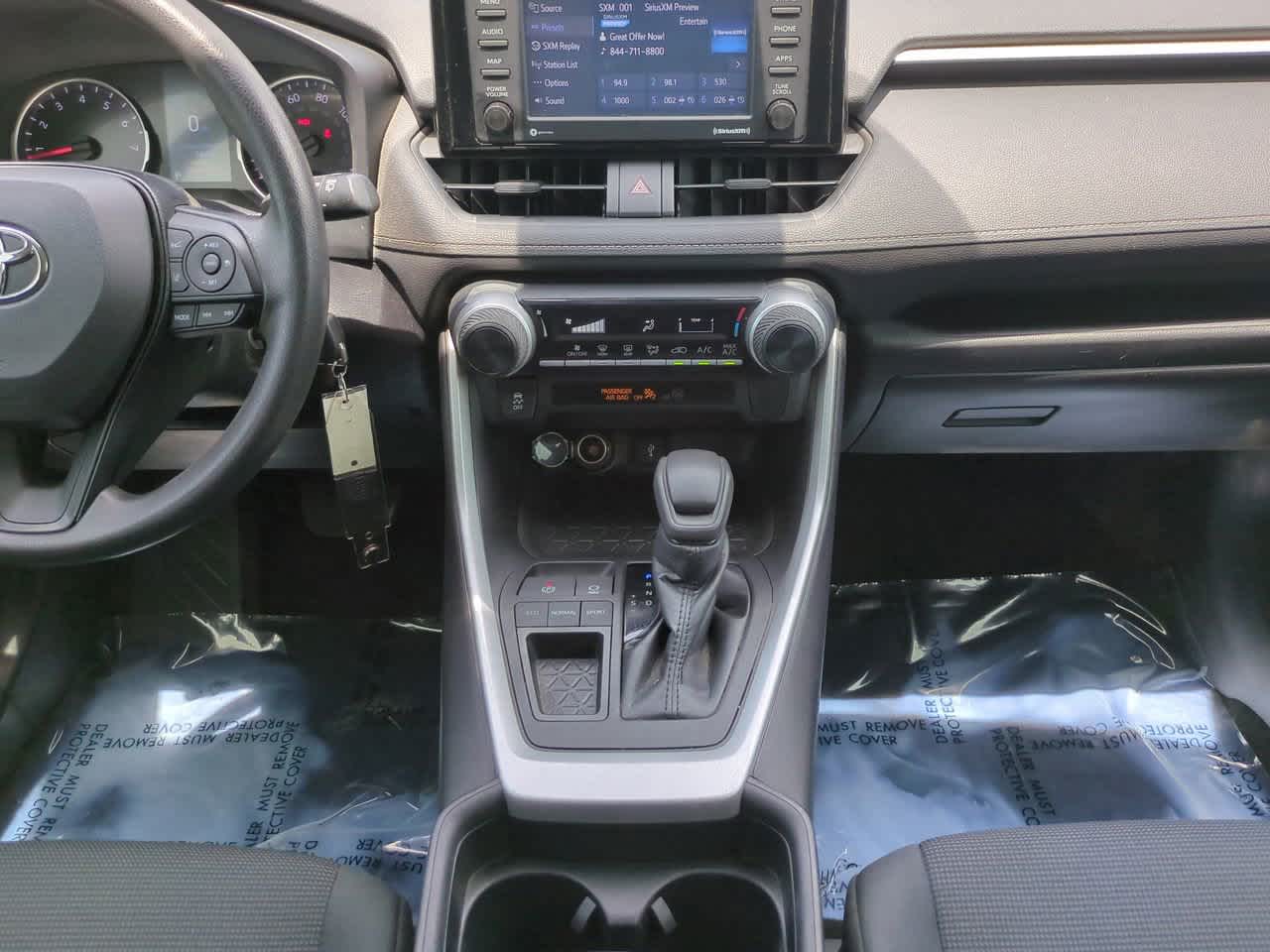 Thumbnail: 2021 Toyota RAV4 - 18