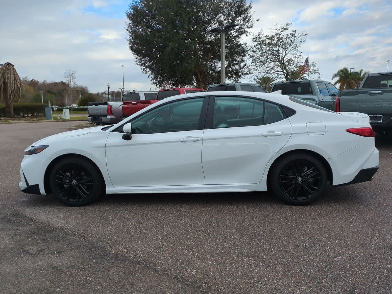 Thumbnail: 2025 Toyota Camry - 3