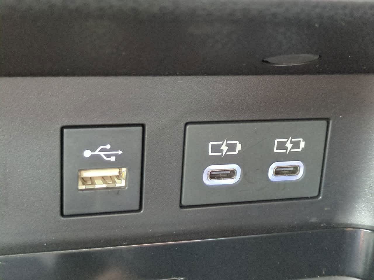 Thumbnail: 2025 Toyota Camry - 20