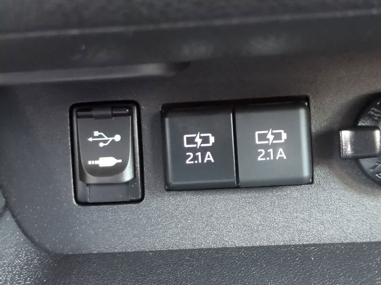 Thumbnail: 2019 Toyota Highlander - 20