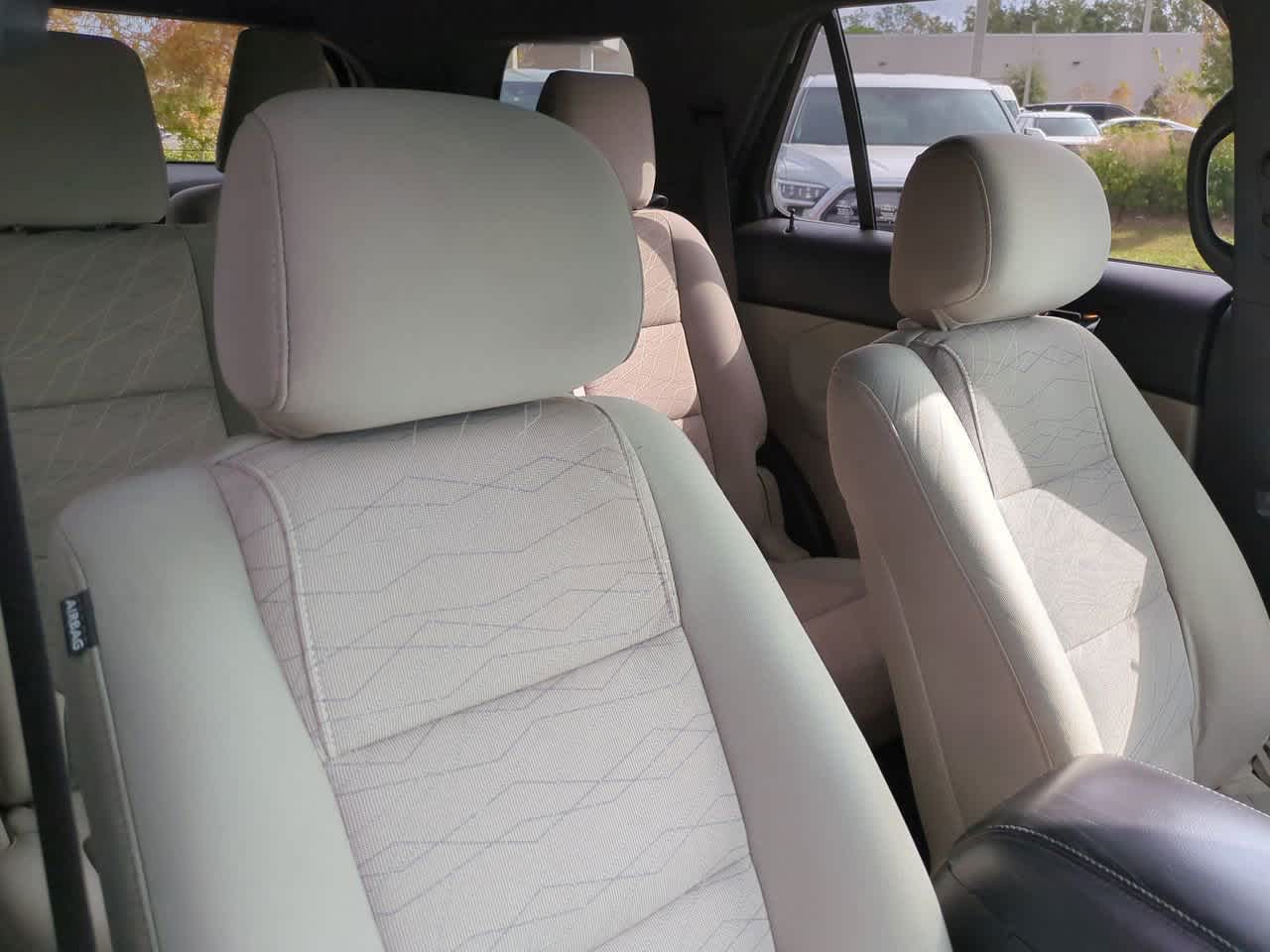 Thumbnail: 2013 Ford Explorer - 7