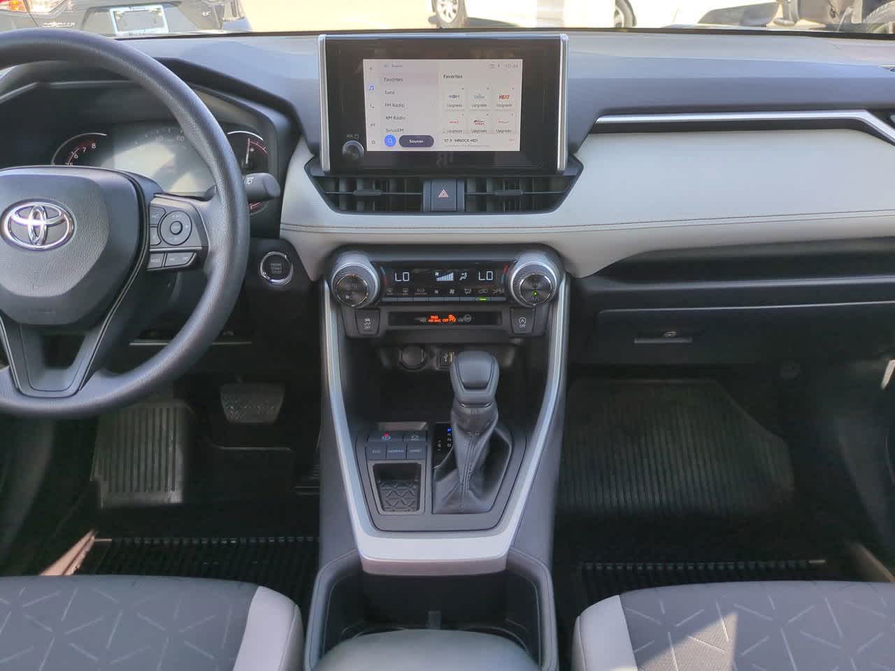 Thumbnail: 2025 Toyota RAV4 - 18