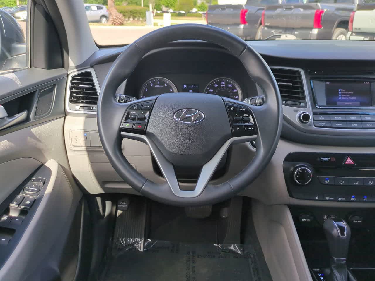 Thumbnail: 2016 Hyundai Tucson - 15