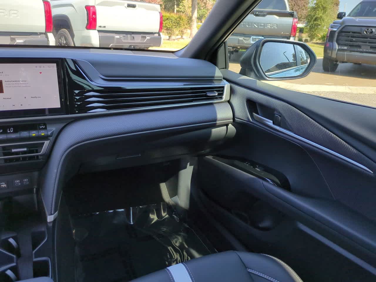 Thumbnail: 2025 Toyota Camry - 16