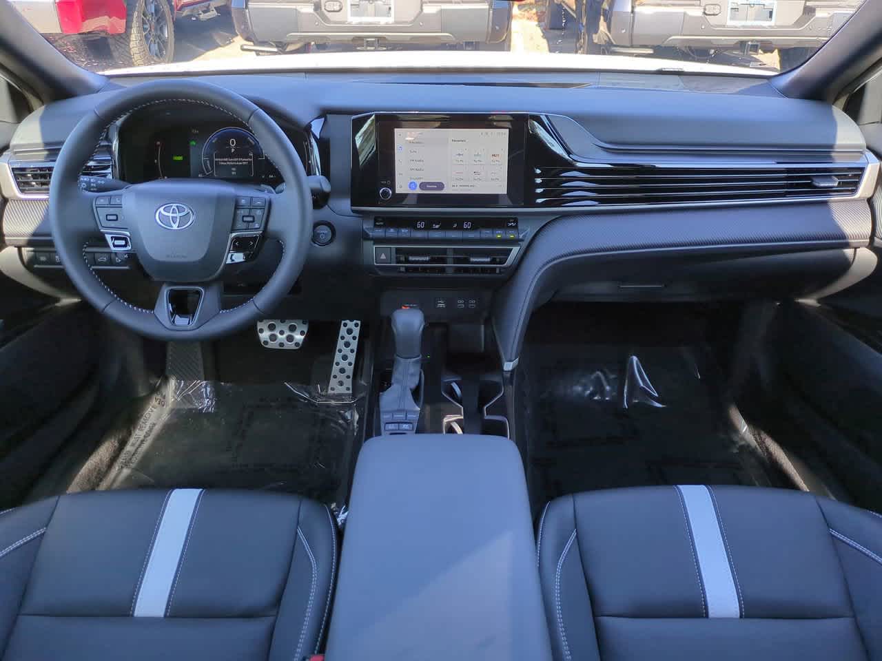 Thumbnail: 2025 Toyota Camry - 14