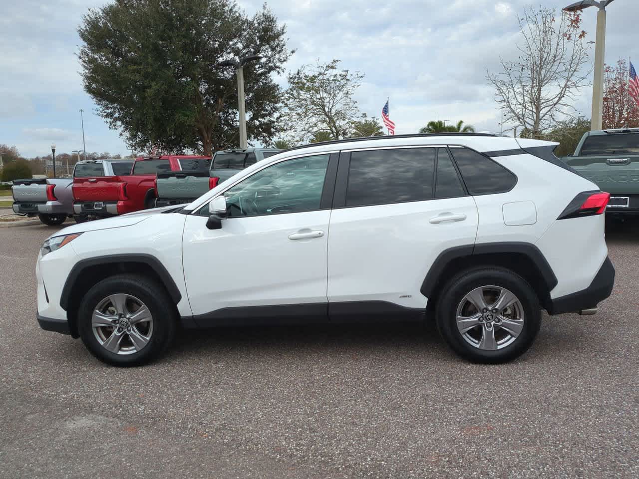 Thumbnail: 2025 Toyota RAV4 - 3