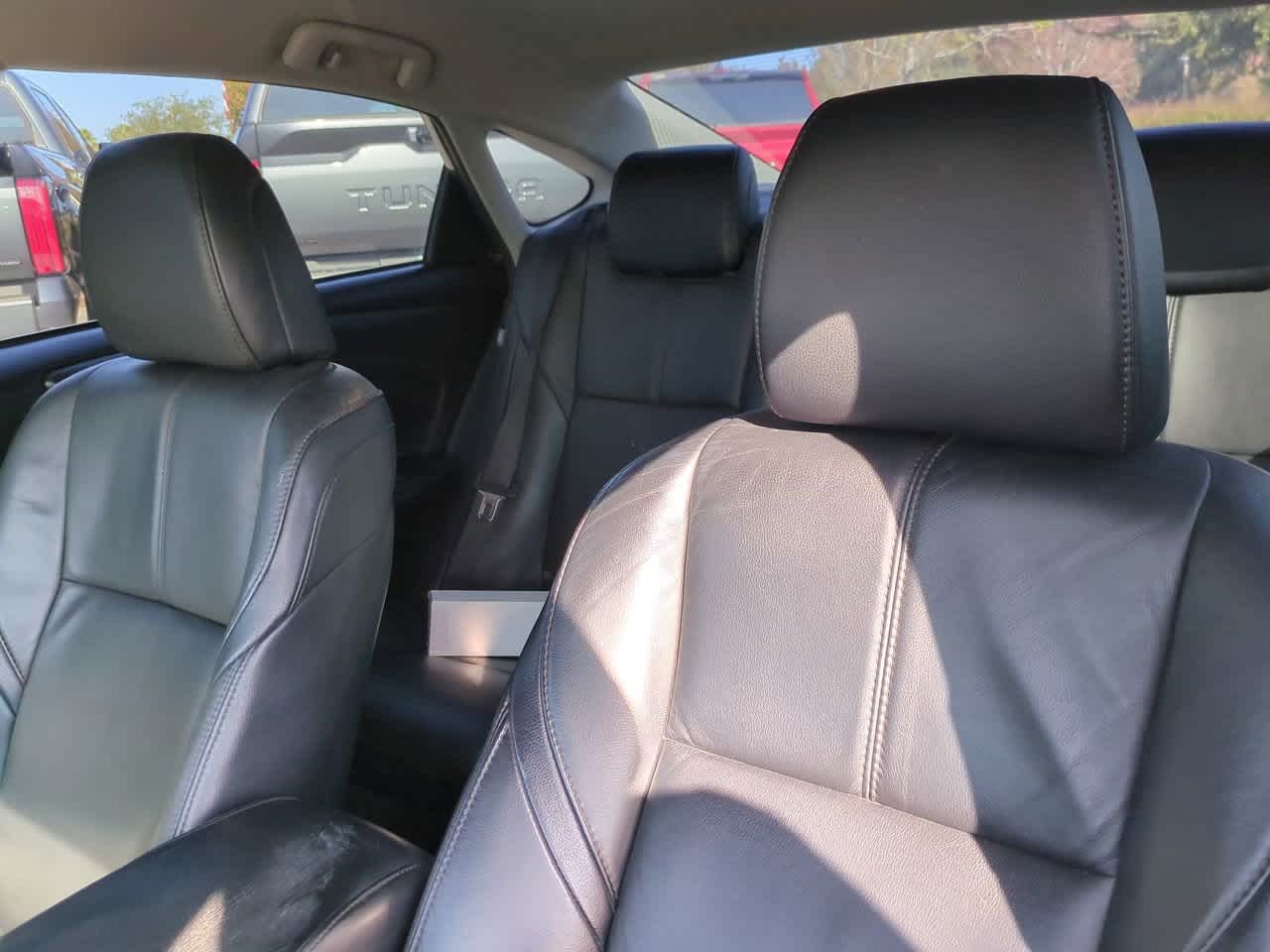 Thumbnail: 2013 Toyota Avalon - 8