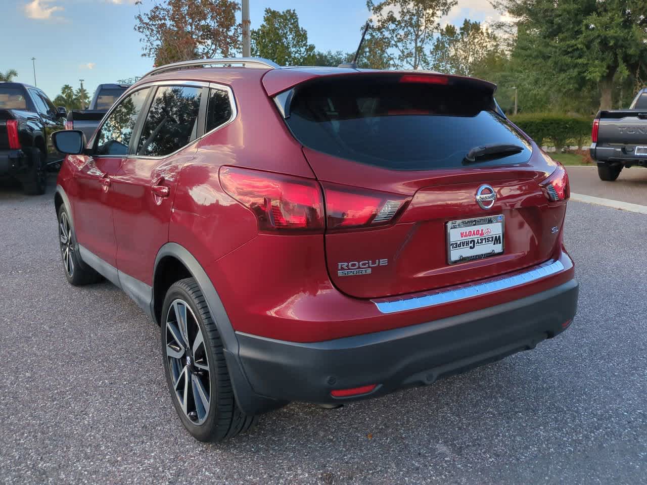 Thumbnail: 2019 Nissan Rogue Sport - 4