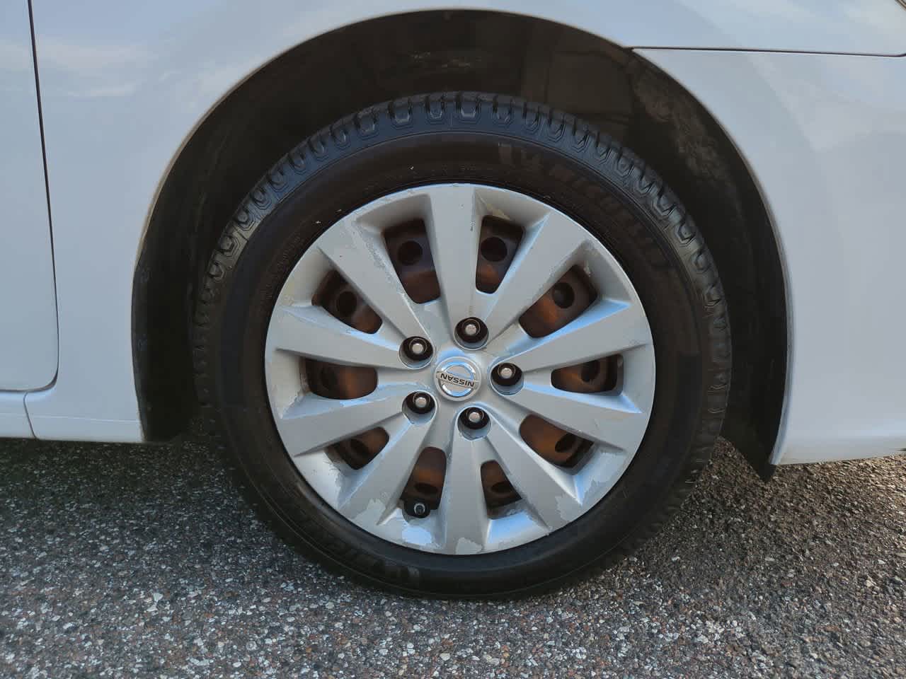 Thumbnail: 2016 Nissan Sentra - 11