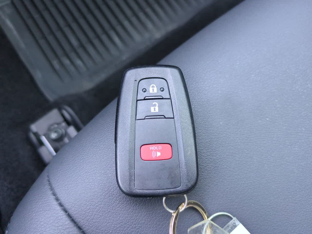 Thumbnail: 2022 Toyota C-HR - 27