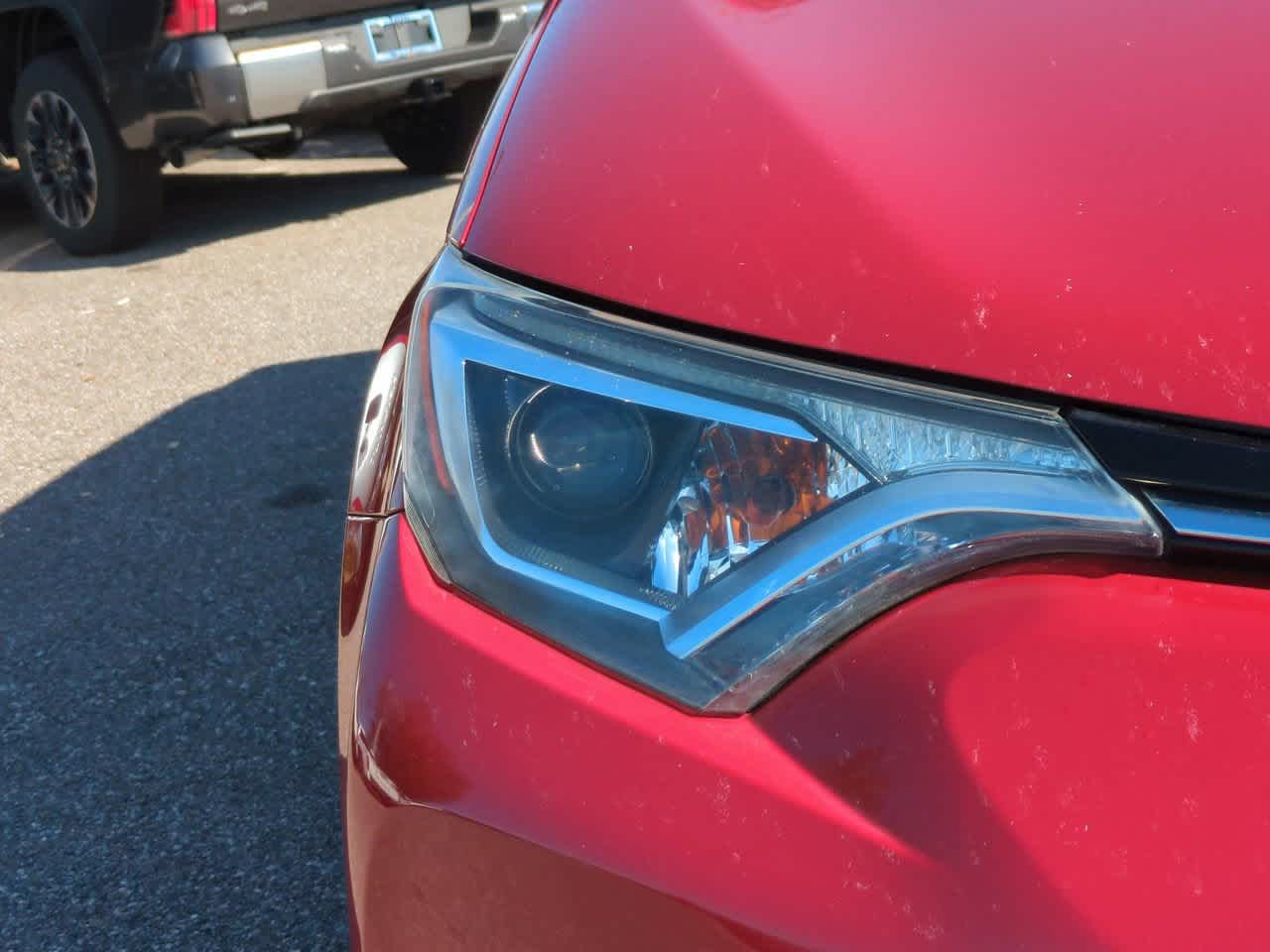 Thumbnail: 2016 Toyota RAV4 - 10