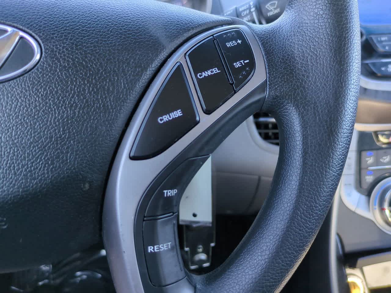 Thumbnail: 2013 Hyundai Elantra - 23