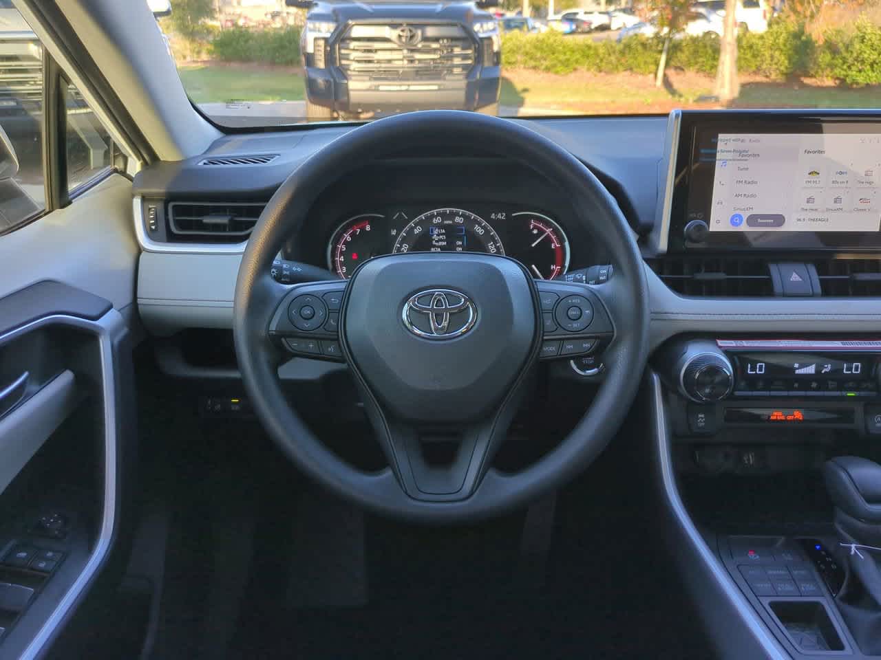 Thumbnail: 2025 Toyota RAV4 - 14