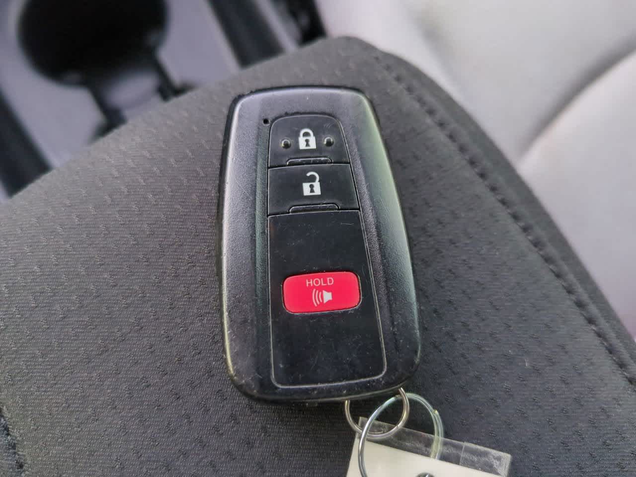 Thumbnail: 2021 Toyota Prius - 24